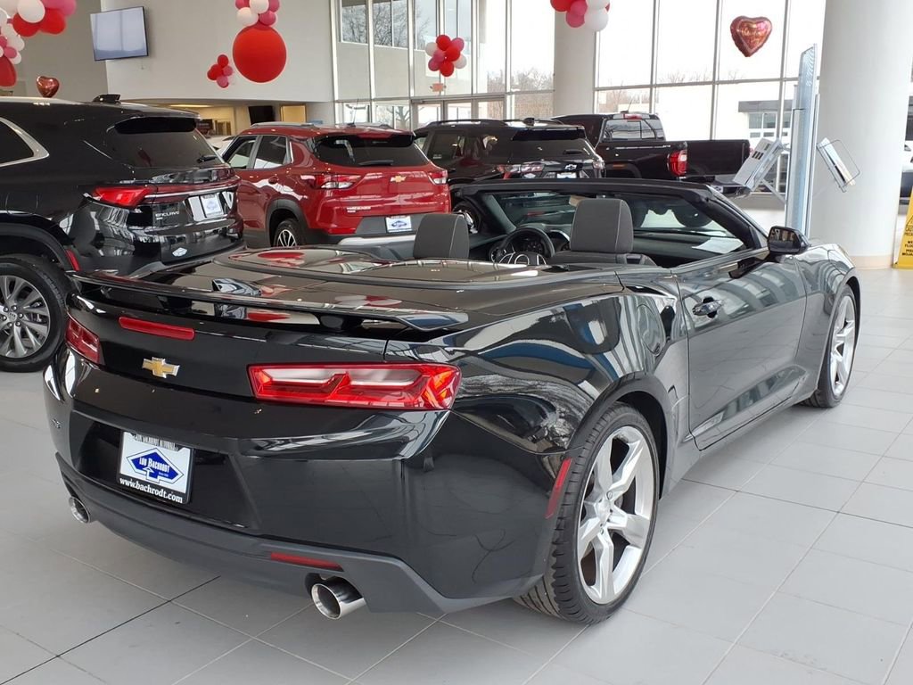 Used 2017 Chevrolet Camaro SS image 7