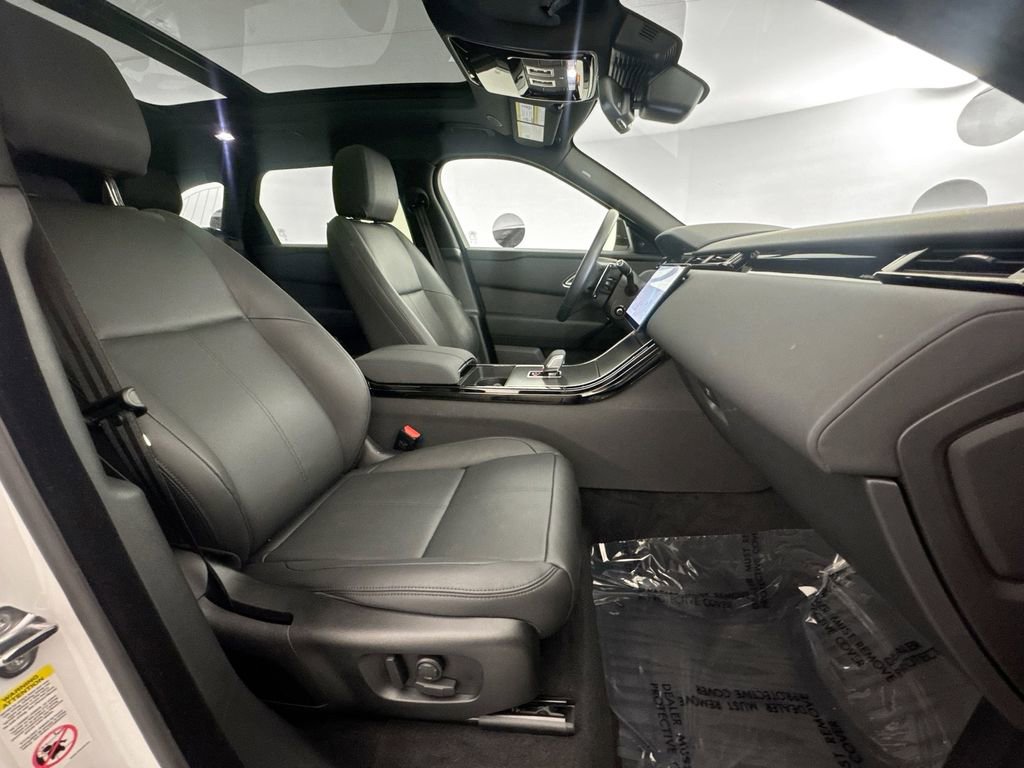 Used 2026 Land Rover Range Rover Velar S image 28