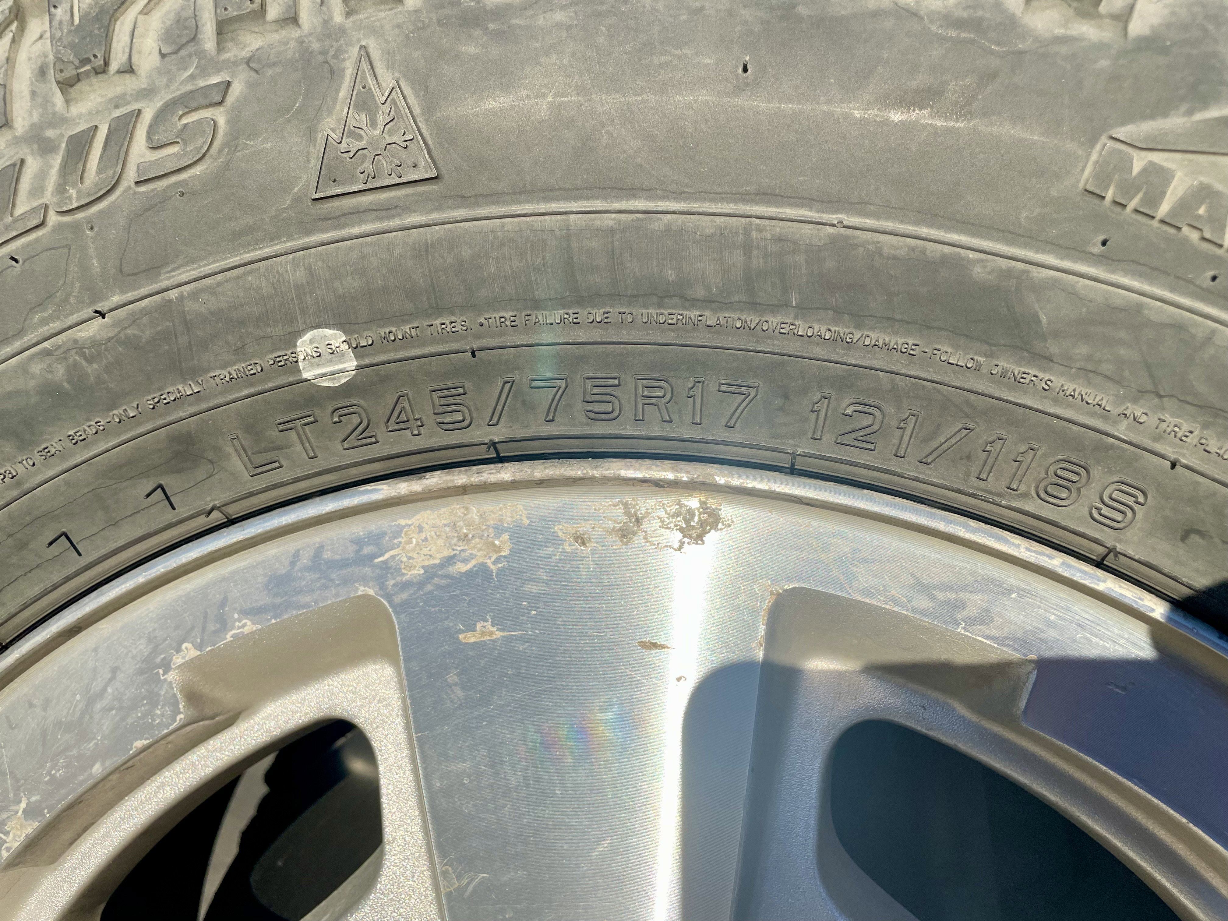 Used 2013 Chevrolet Silverado 2500 LT w/ Interior Plus Package image 10