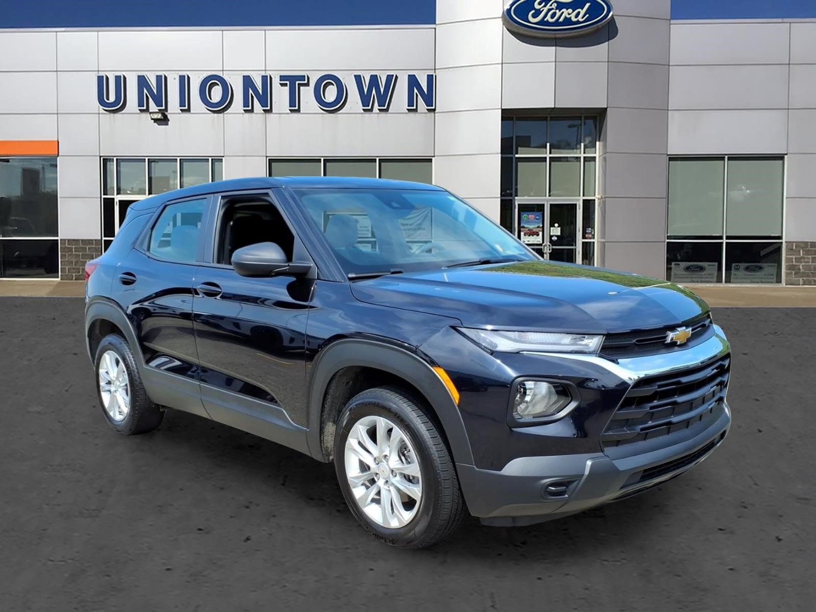 Used 2021 Chevrolet TrailBlazer LS AWD/4WD image 1