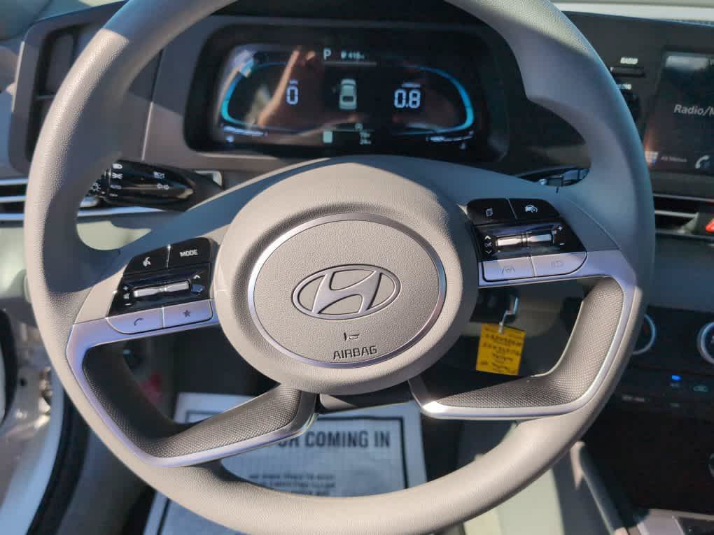 New 2026 Hyundai Elantra SE FWD image 29