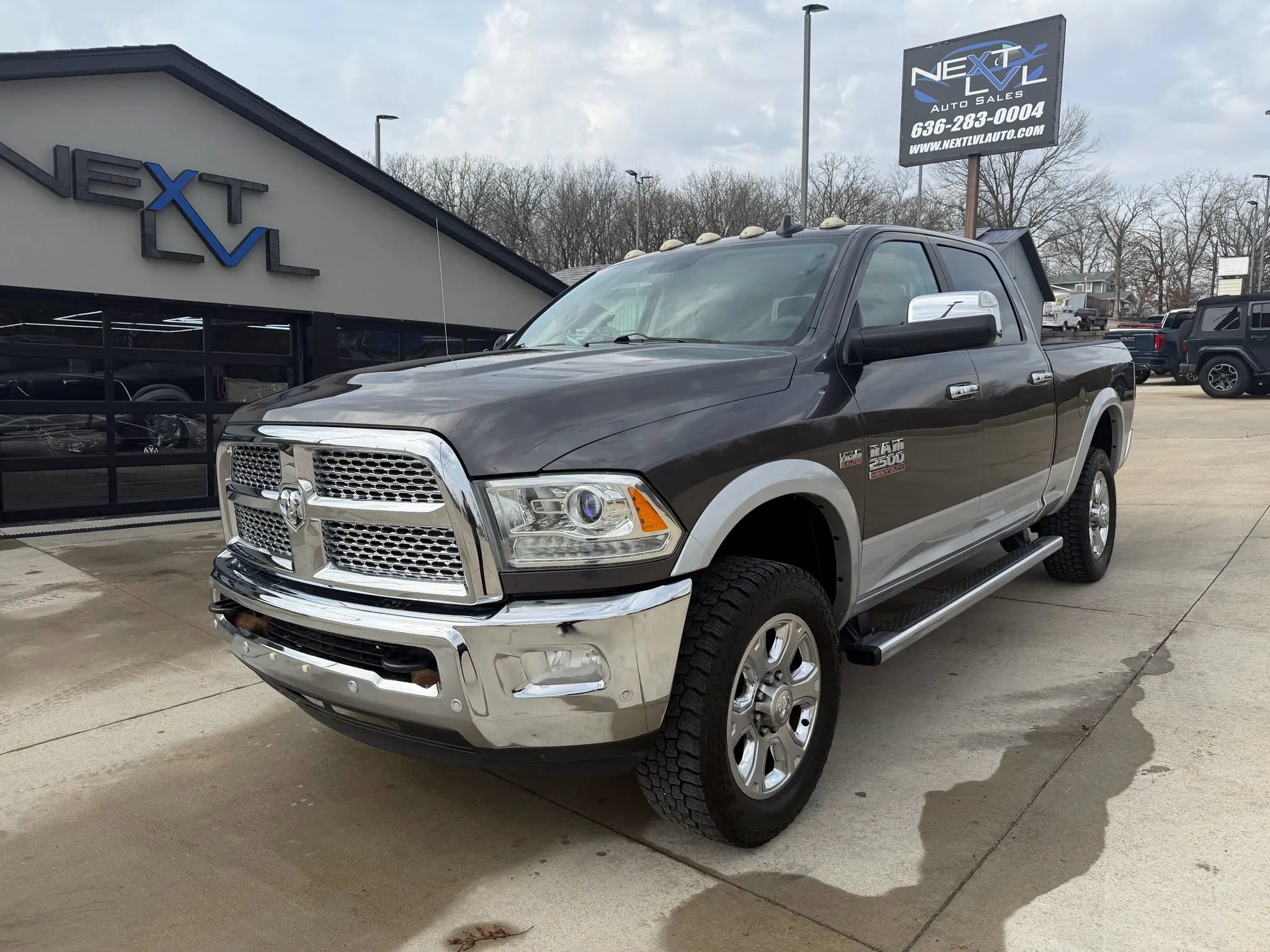 Used 2016 RAM 2500 Laramie w/ Convenience Group image 5