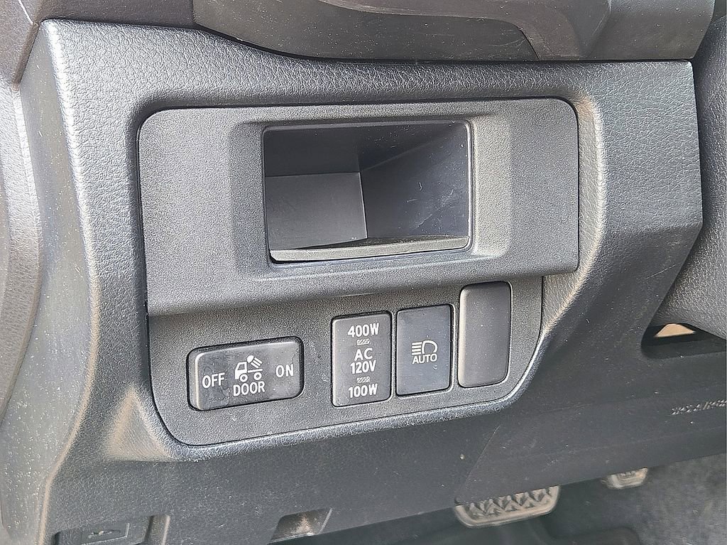 Used 2019 Toyota Tacoma TRD Off-Road w/ Technology Package image 24