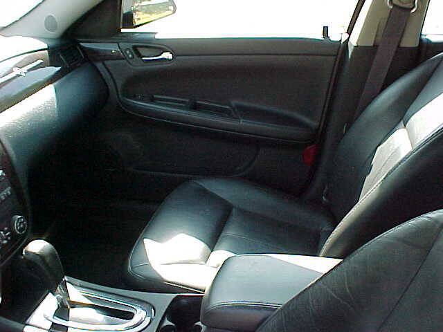 Used 2012 Chevrolet Impala LTZ FWD image 47