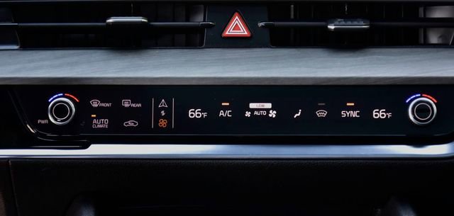 Certified 2024 Kia Sportage X-Pro Prestige image 23