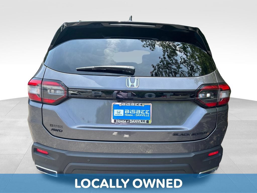 Used 2025 Honda Pilot Black Edition image 6