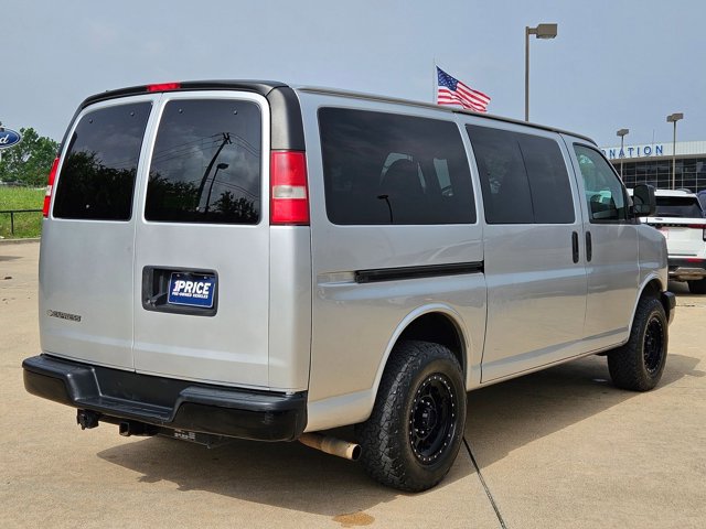 Used 2015 Chevrolet Express 2500 LS RWD image 5