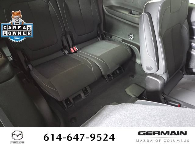 Used 2024 Jeep Grand Cherokee L Laredo AWD/4WD image 21