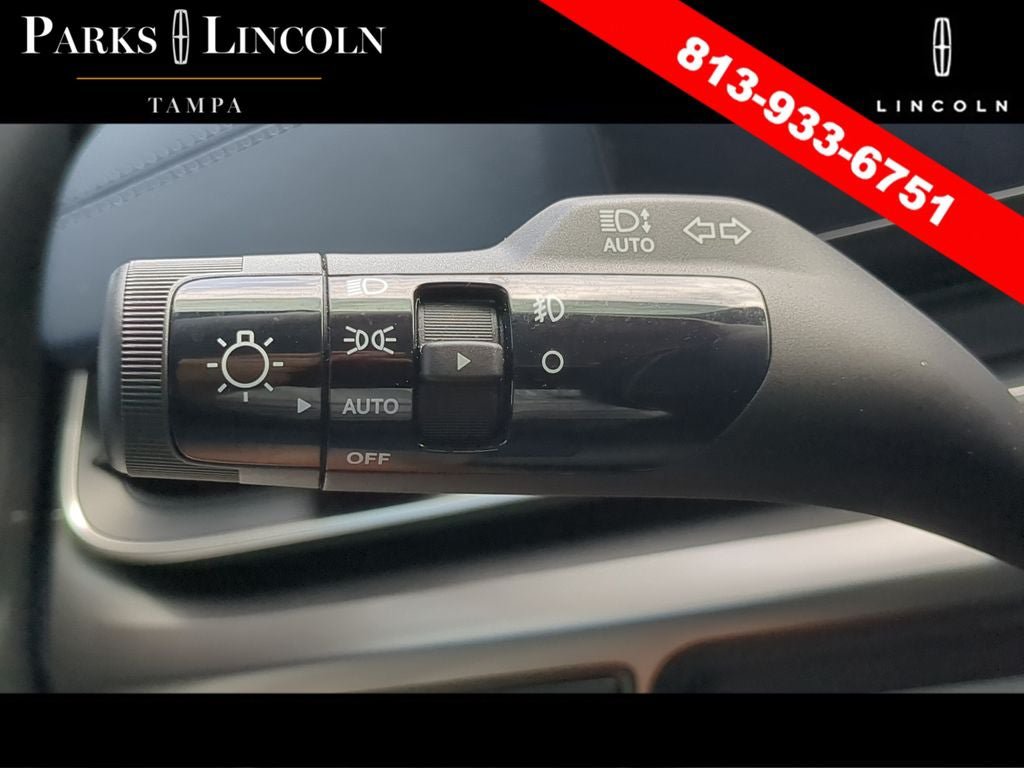 Used 2025 Kia Carnival SX FWD image 29