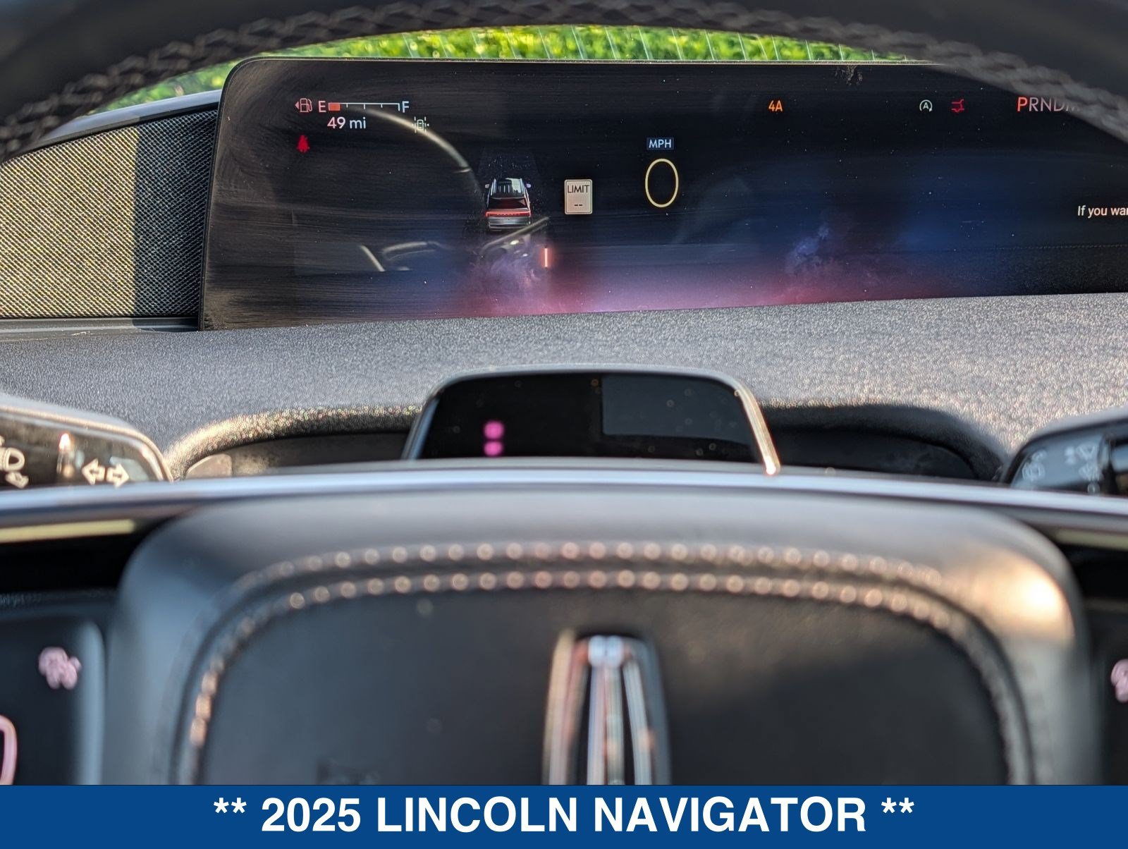Used 2025 Lincoln Navigator Reserve w/ Jet Appearance Package AWD/4WD image 33