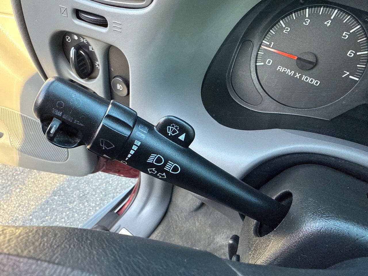 Used 2005 Chevrolet TrailBlazer LT image 31