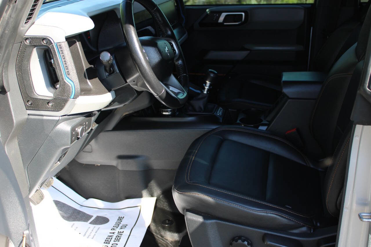 Used 2022 Ford Bronco Badlands image 7