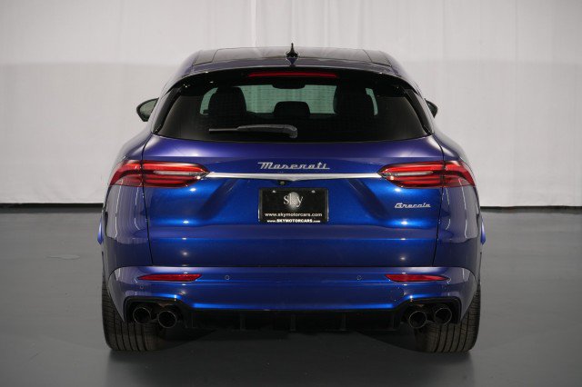 Used 2023 Maserati Grecale Modena AWD/4WD image 16