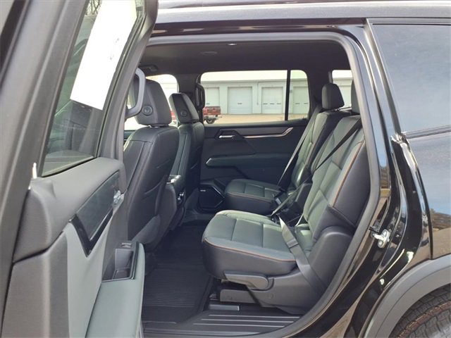 New 2026 GMC Acadia AT4 image 11