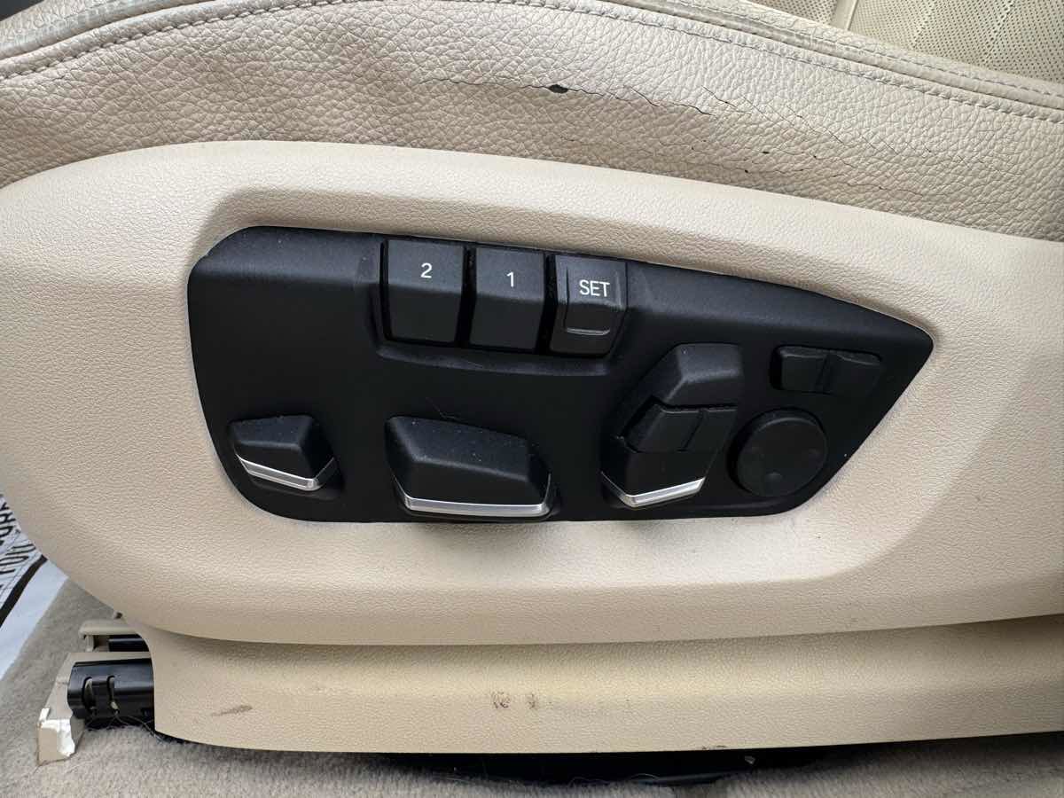 Used 2015 BMW X5 xDrive50i image 18