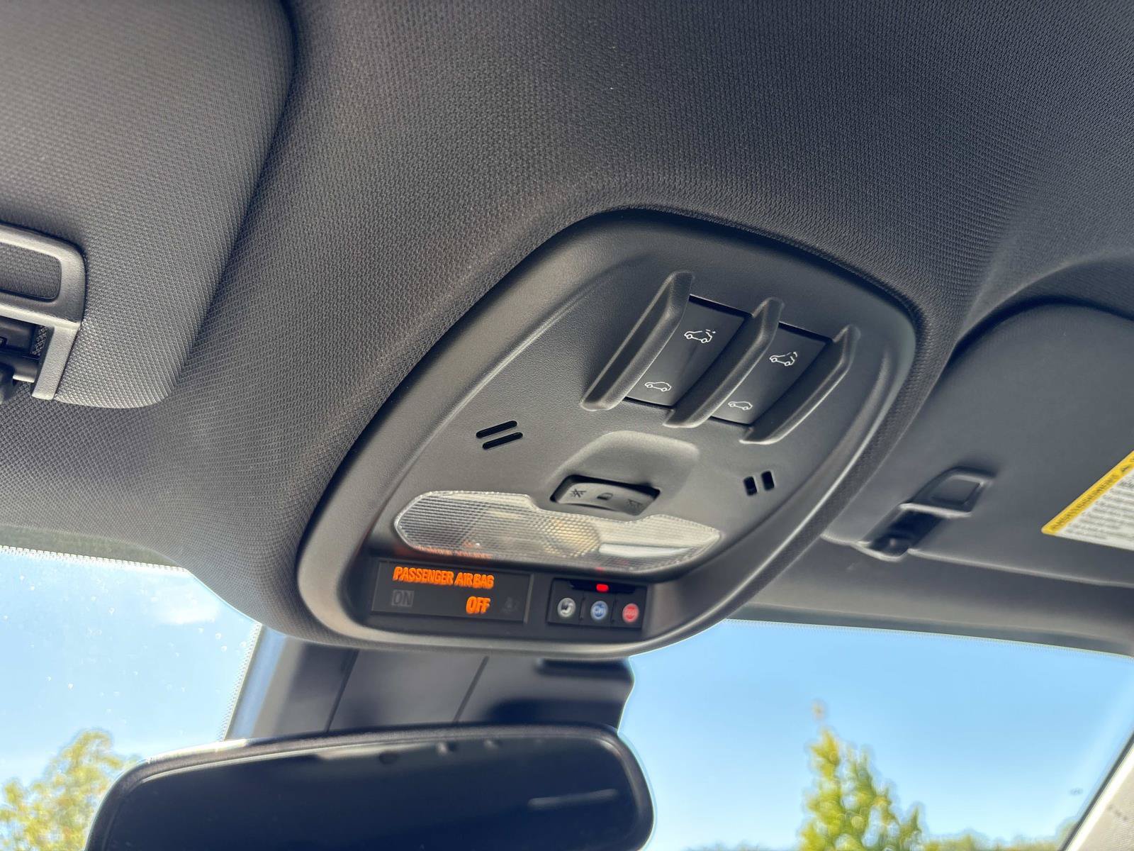 Used 2025 Buick Envista Avenir FWD image 26