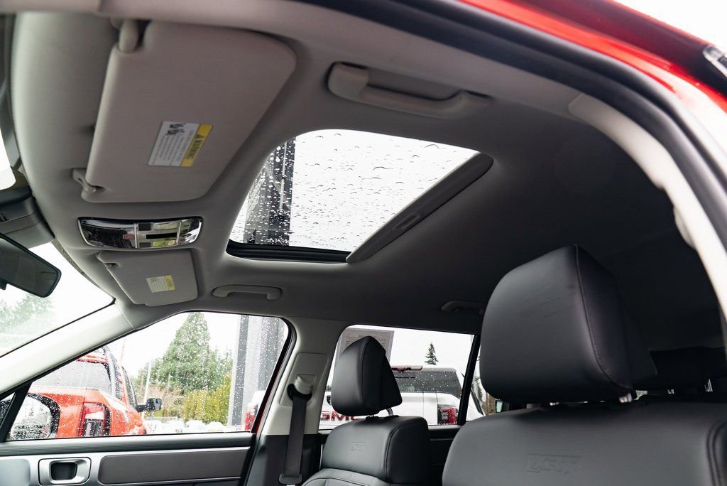 Used 2025 Hyundai Santa Fe XRT image 18