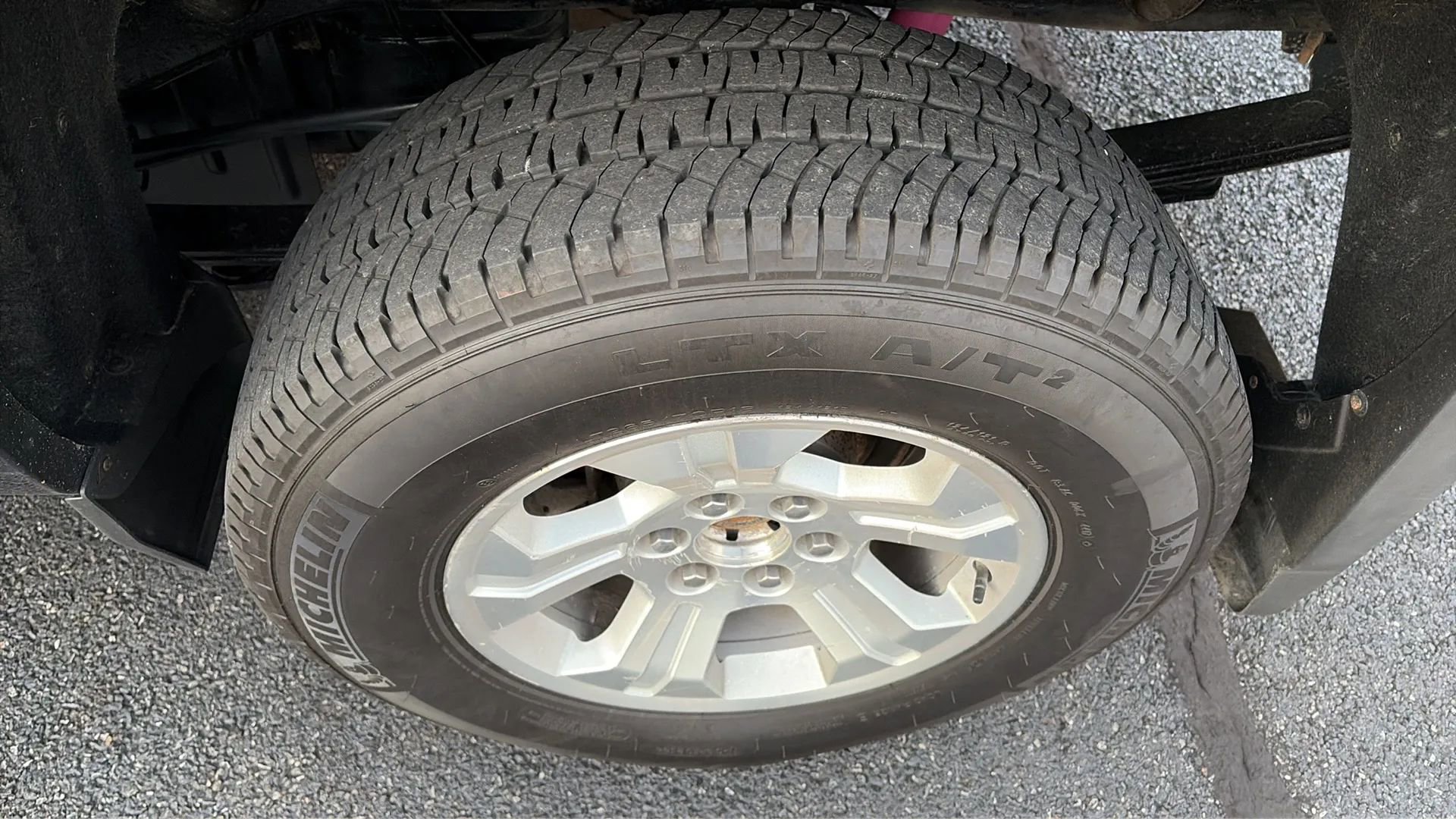 Used 2019 Chevrolet Silverado 1500 LT w/ All Star Edition image 25