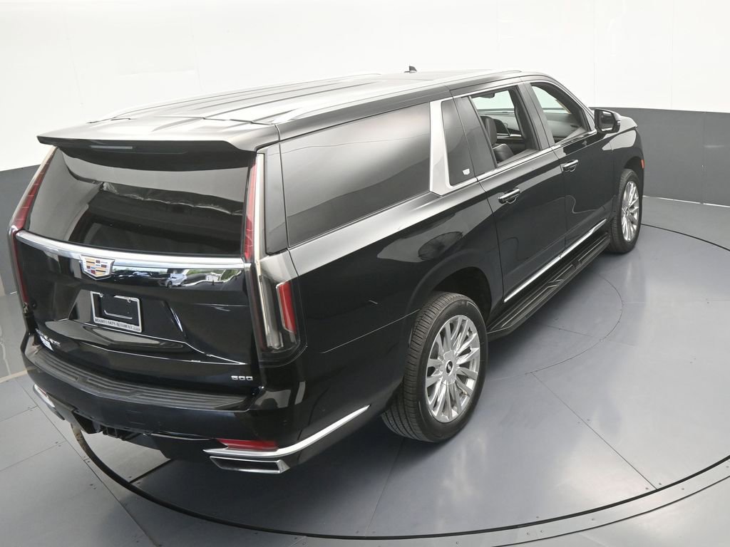 Used 2023 Cadillac Escalade ESV Premium Luxury image 56