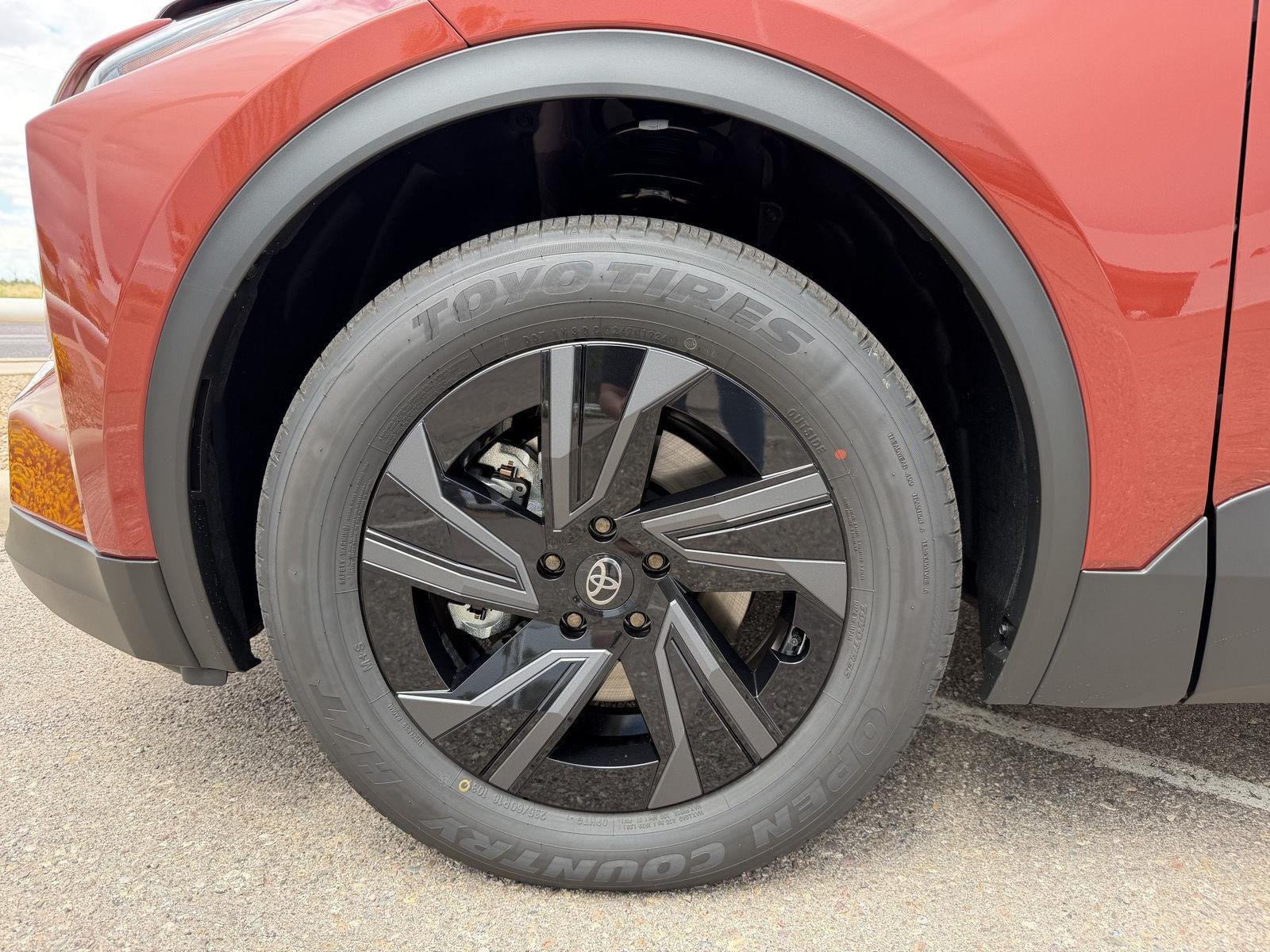 New 2026 Toyota C-HR AWD/4WD image 31