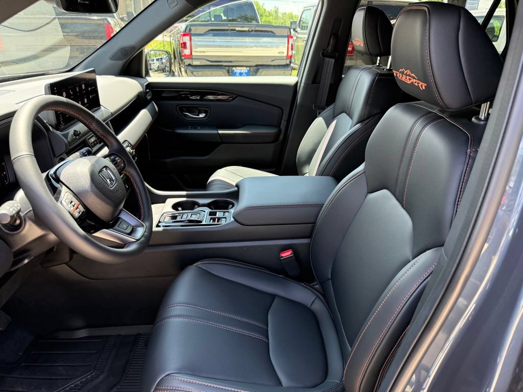 Certified 2026 Honda Pilot TrailSport image 15