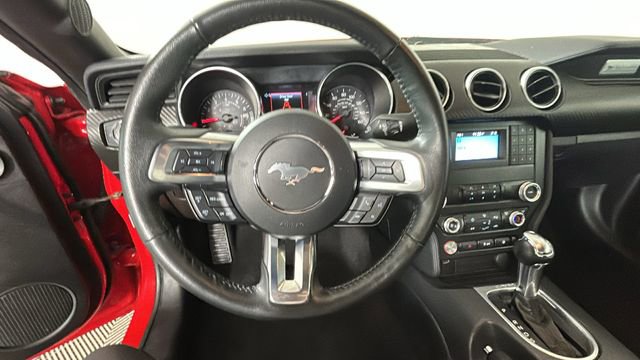 Used 2022 Ford Mustang Coupe RWD image 15