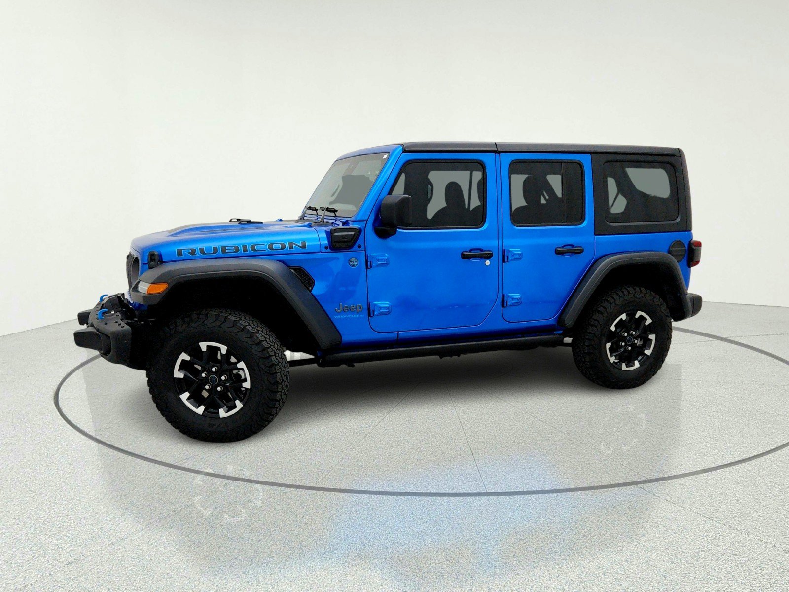 Used 2024 Jeep Wrangler Unlimited Rubicon 4xe w/ Capability Package AWD/4WD image 15