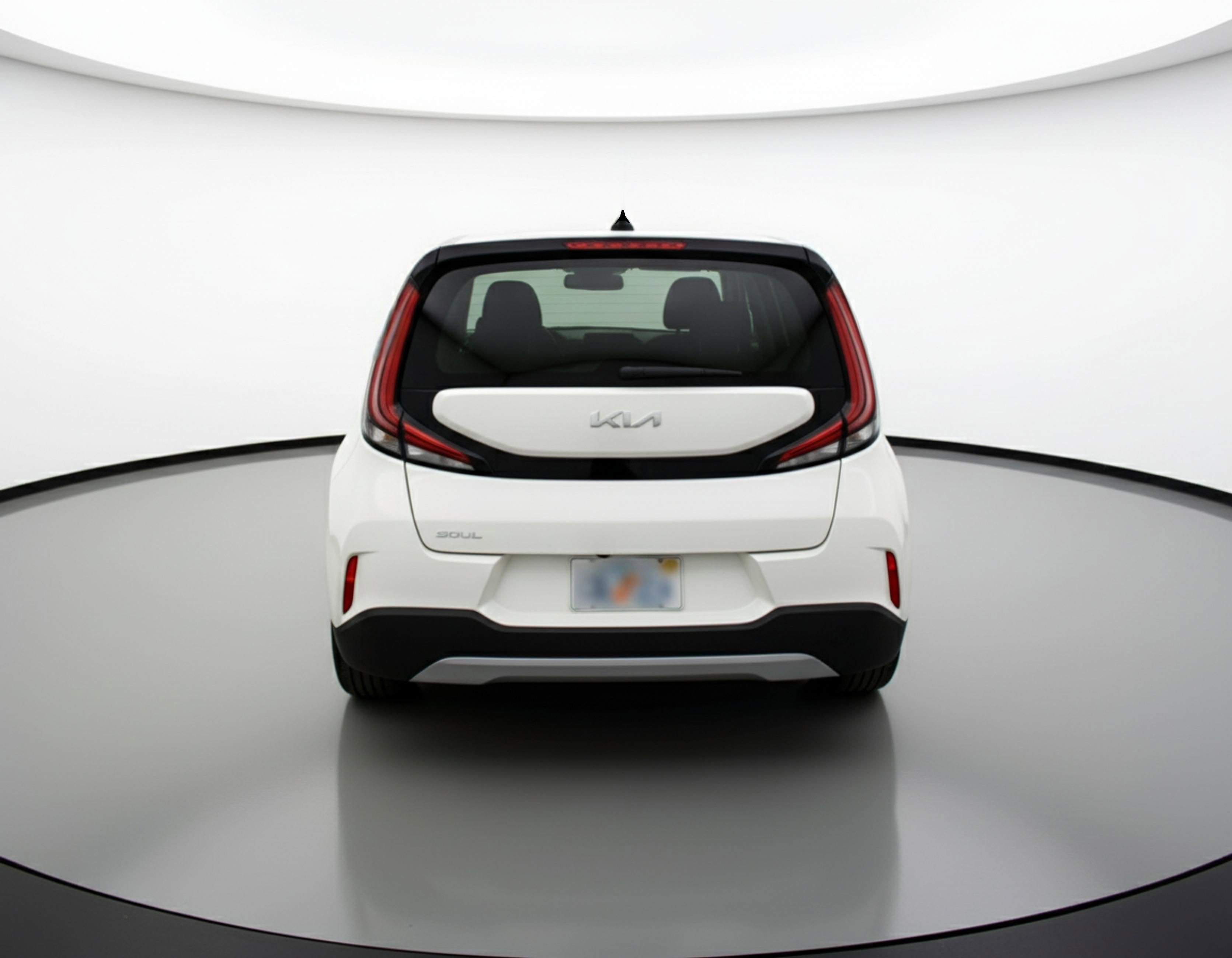 Used 2025 Kia Soul LX w/ LX Technology Package image 7