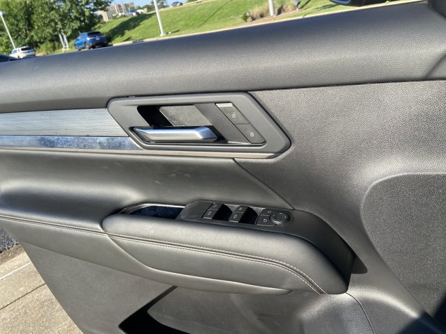 Used 2025 GMC Terrain Elevation AWD/4WD image 48