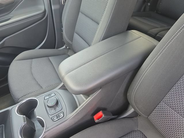 Certified 2024 GMC Terrain SLE w/ Driver Convenience Package FWD image 23
