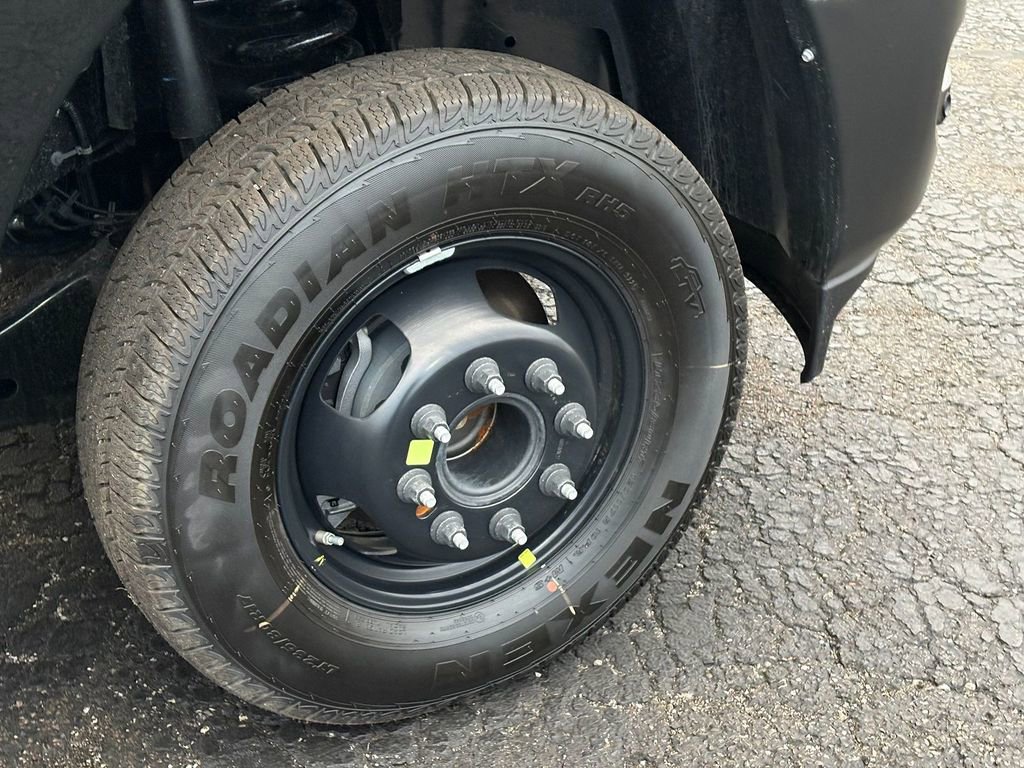 New 2026 RAM 3500 Tradesman AWD/4WD image 9