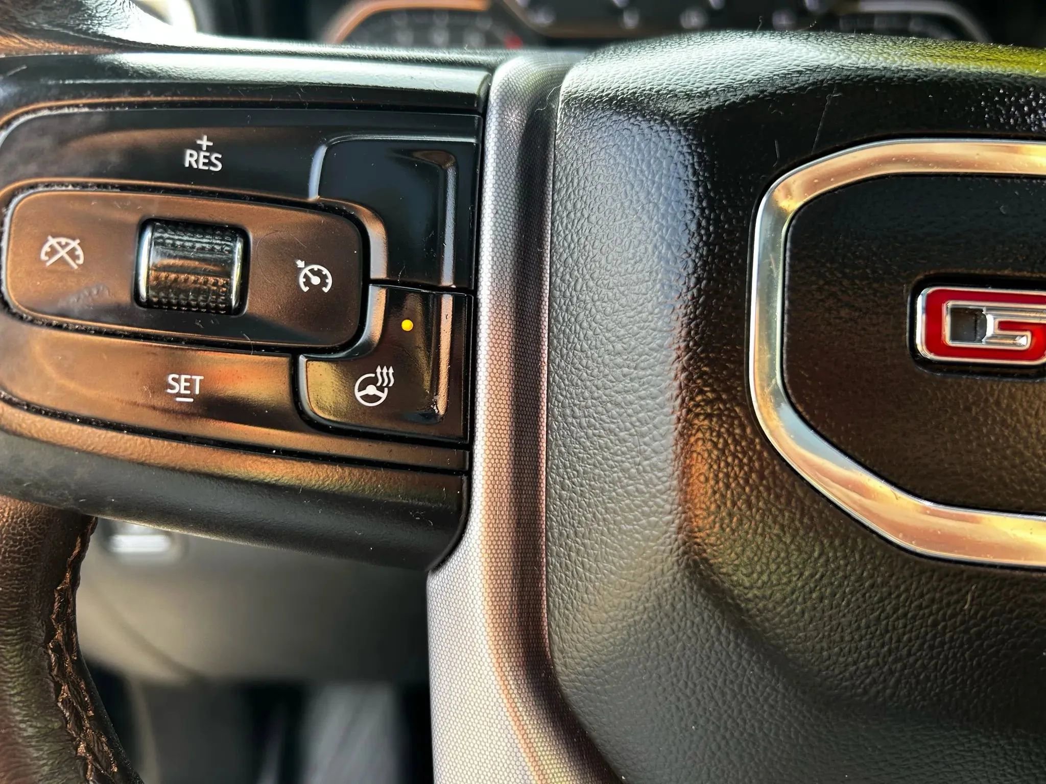 Used 2020 GMC Sierra 1500 Elevation w/ Elevation Value Package image 19