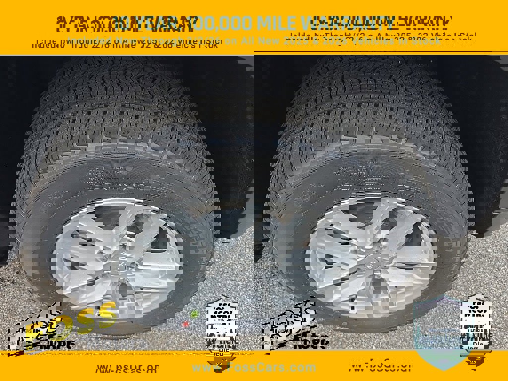 New 2025 Jeep Grand Cherokee Laredo X image 9