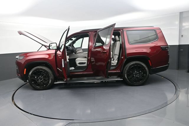 New 2026 Jeep Grand Wagoneer Limited AWD/4WD image 37