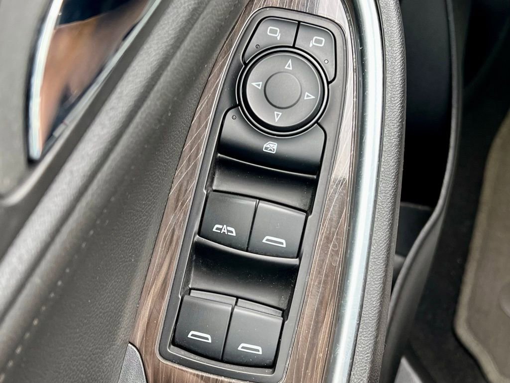 Used 2024 Chevrolet Malibu LT image 25