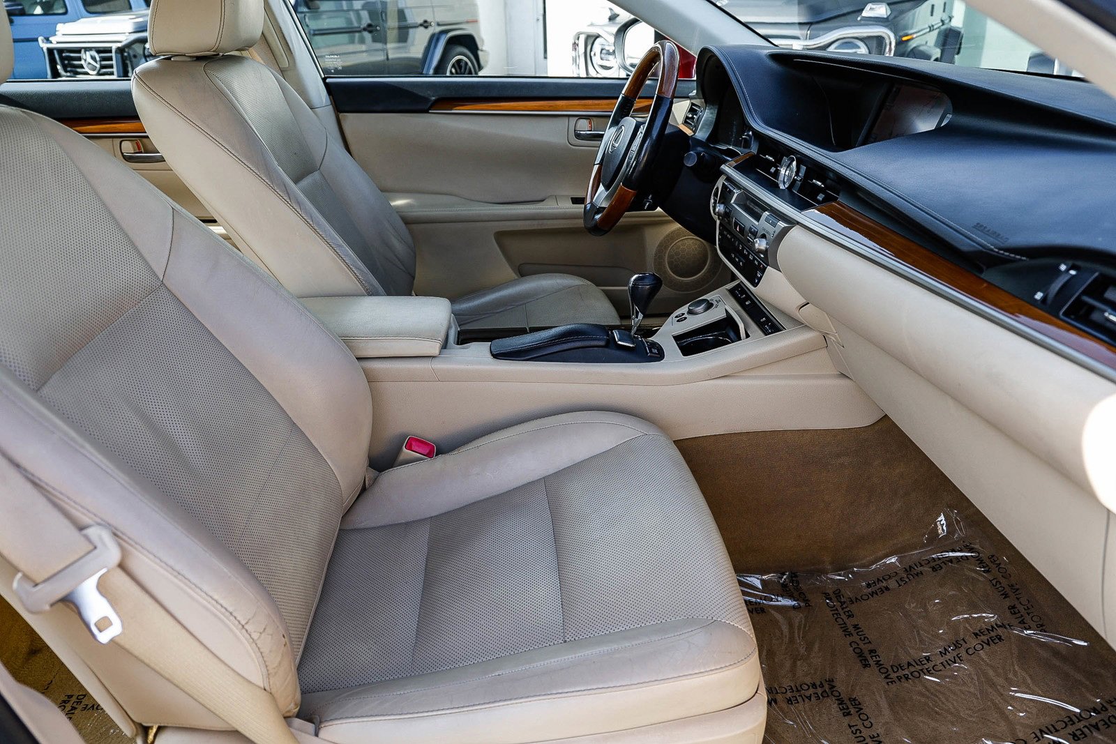 Used 2014 Lexus ES 300h image 17
