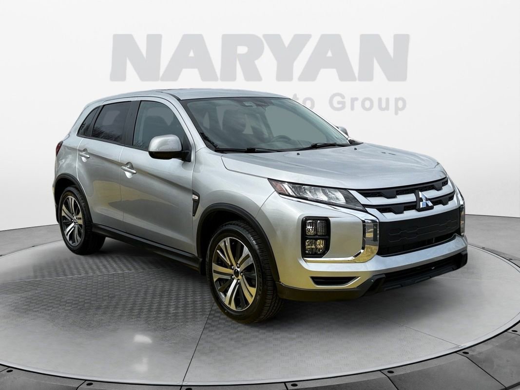 Used 2022 Mitsubishi Outlander Sport ES image 1