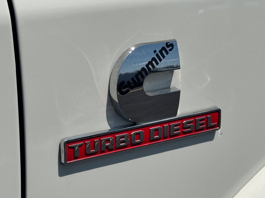 Used 2022 RAM 3500 Laramie AWD/4WD image 9