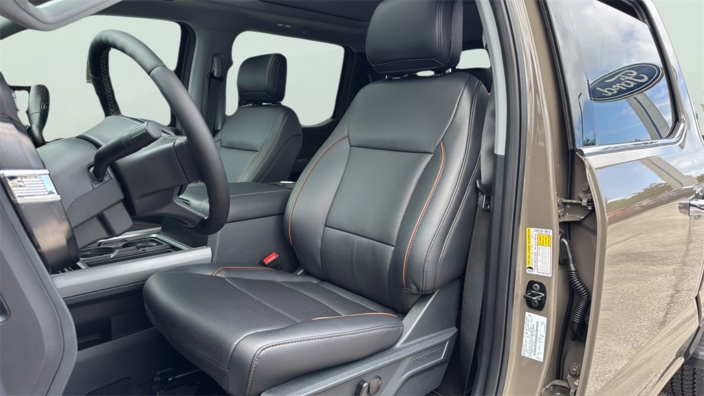 New 2026 Ford F250 XL image 31