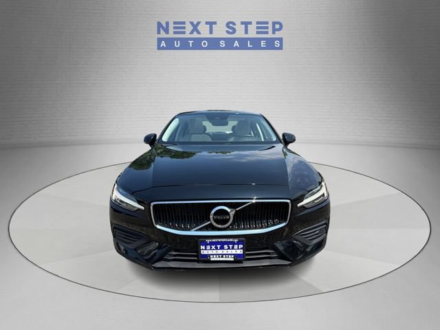 Used 2020 Volvo S60 T6 Momentum w/ Protection Package Premier AWD/4WD image 2