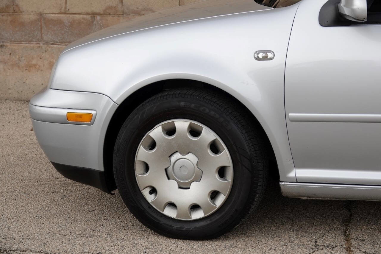 Used 2005 Volkswagen Golf GL image 13