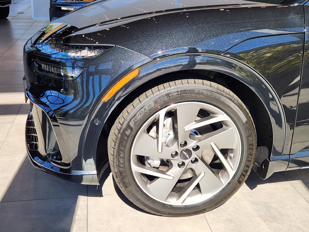 New 2027 Genesis GV60 Prestige AWD/4WD image 7