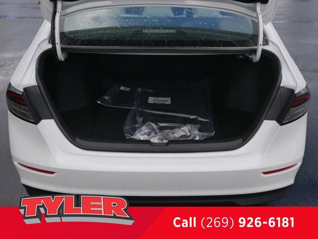 New 2025 Honda Accord LX image 17