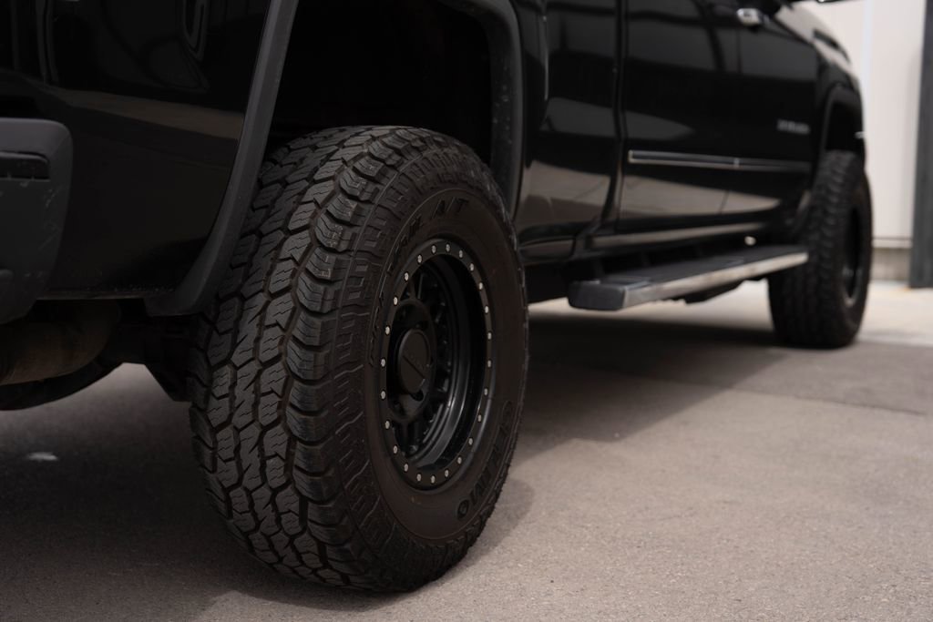 Used 2017 GMC Sierra 3500 Denali AWD/4WD image 8