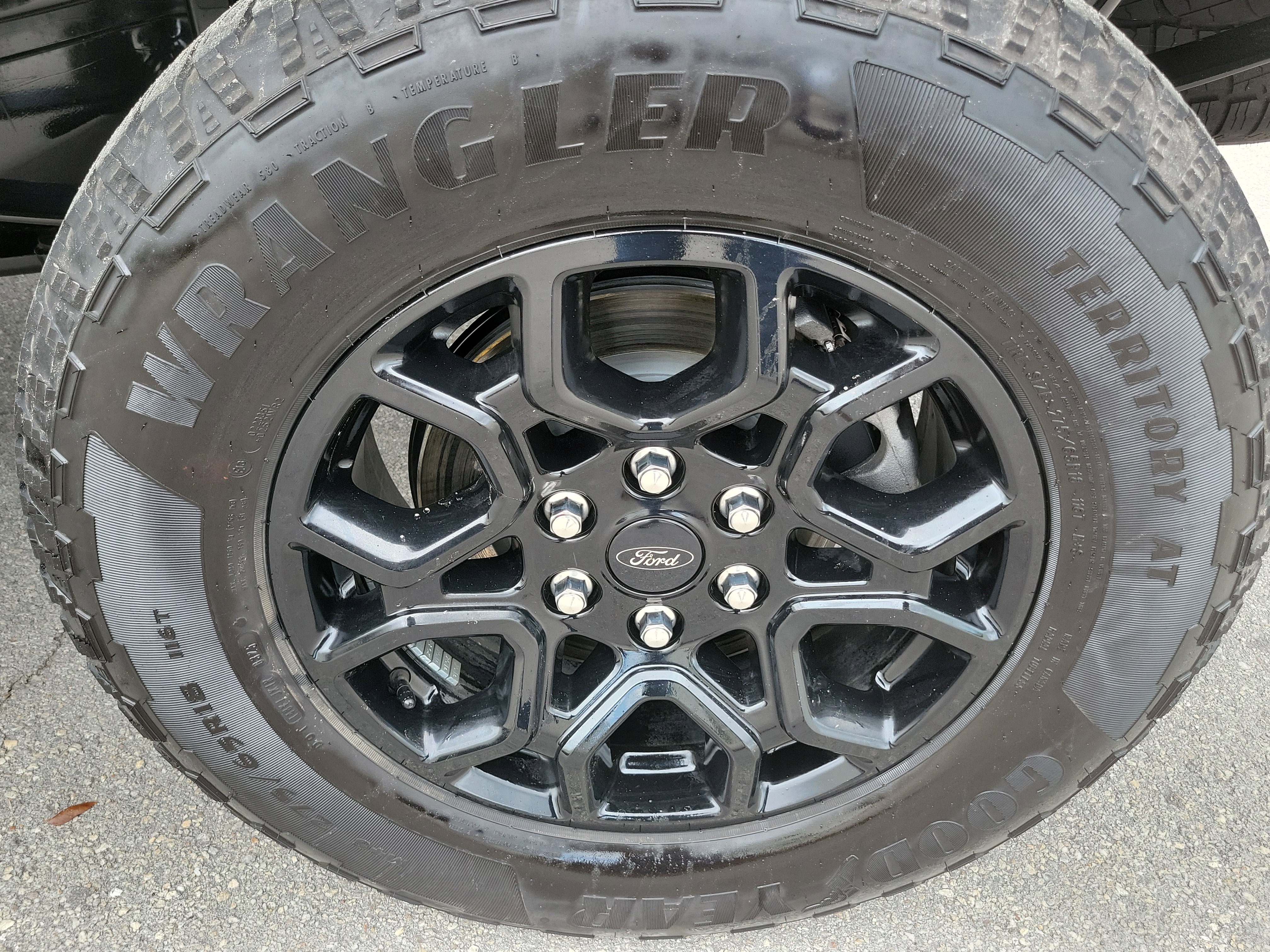 Used 2025 Ford F150 Lariat w/ FX4 Off-Road Package AWD/4WD image 28