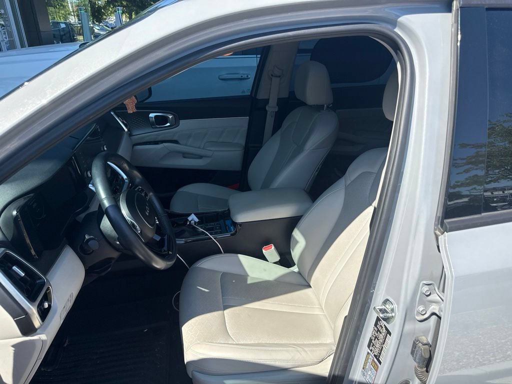 Used 2023 Kia Sorento SX FWD image 6