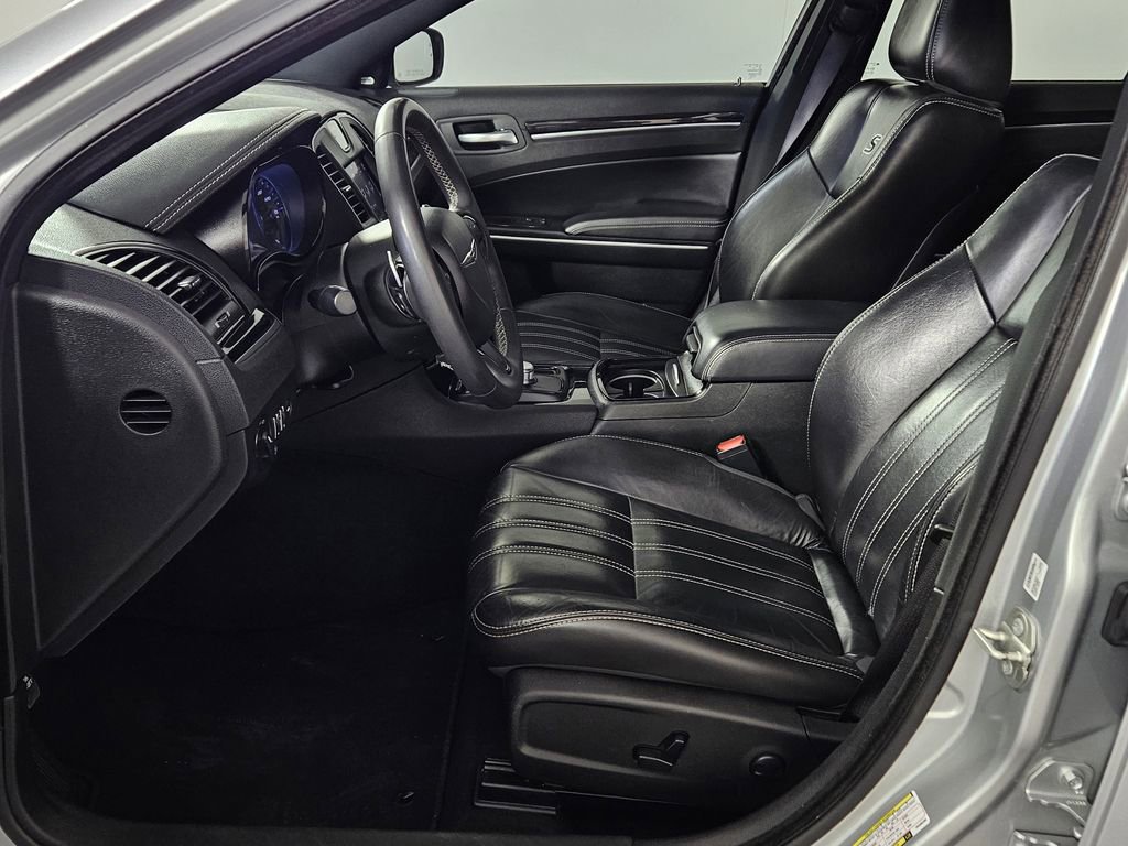 Used 2023 Chrysler 300 S image 25