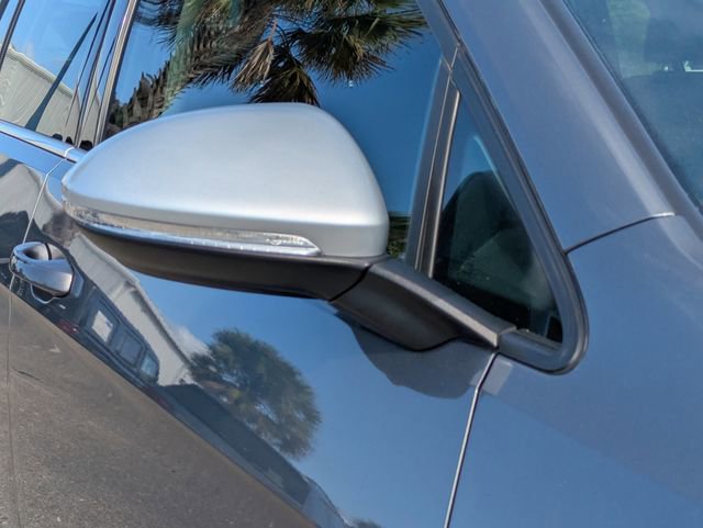 Used 2017 Volkswagen Golf Alltrack SE image 12