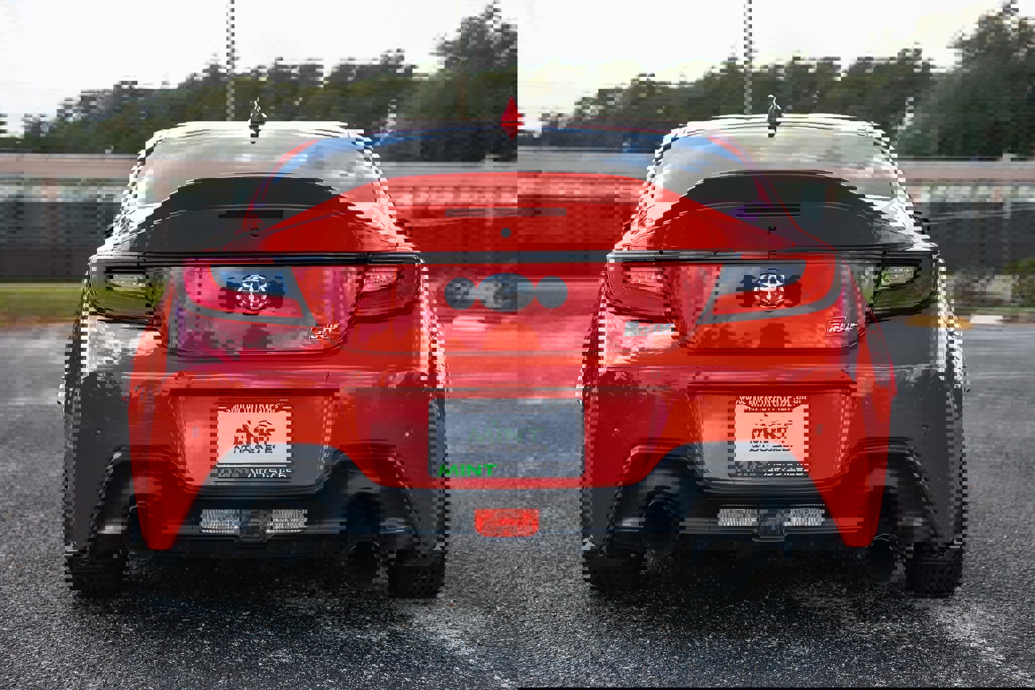 Used 2022 Toyota GR86 Premium w/ ALL Weather Mat Package (TMS) image 9