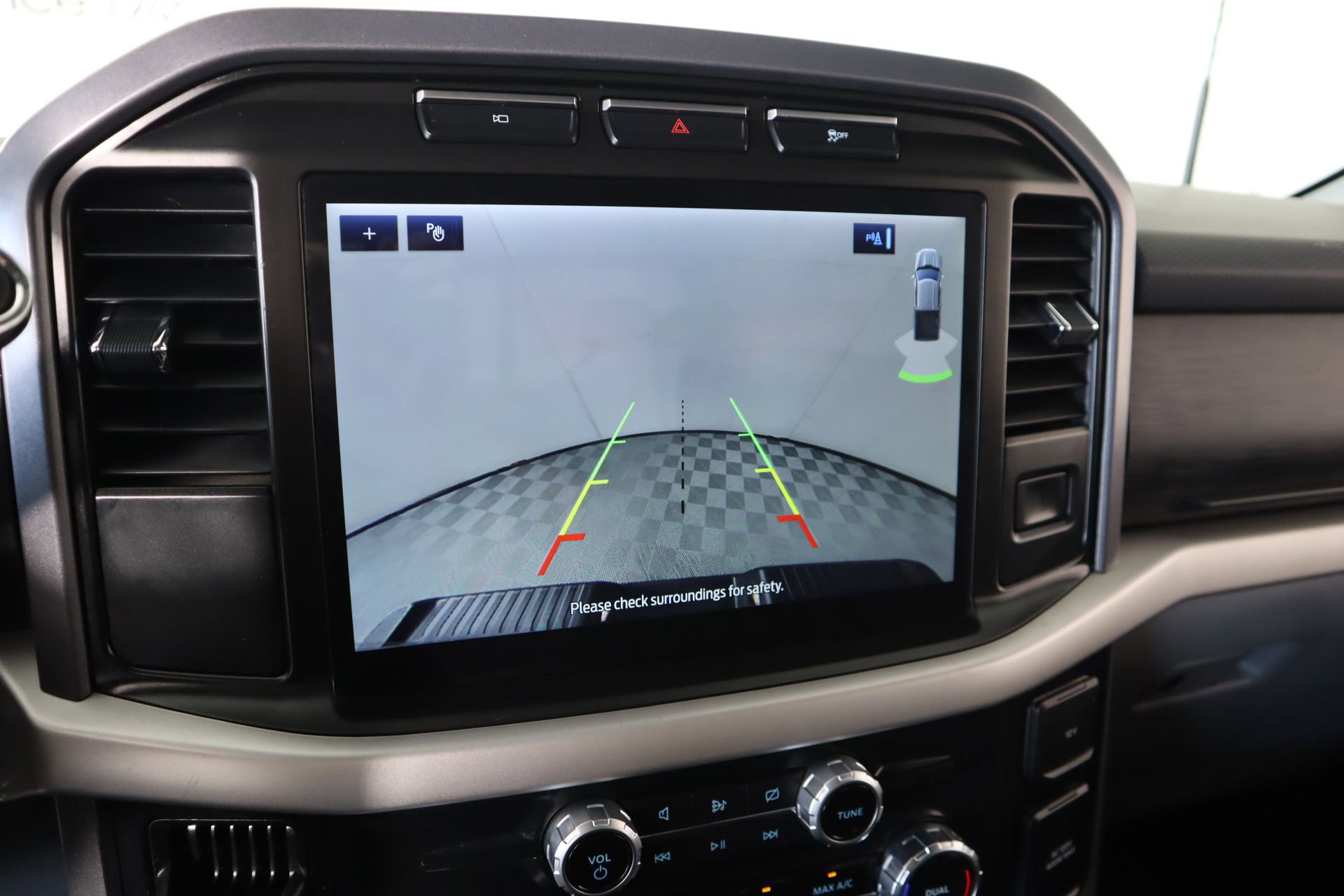 Used 2023 Ford F150 4x4 SuperCrew image 6